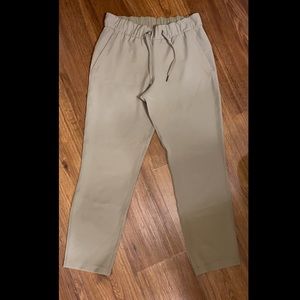 Lululemon On The Fly 7/8 Pant